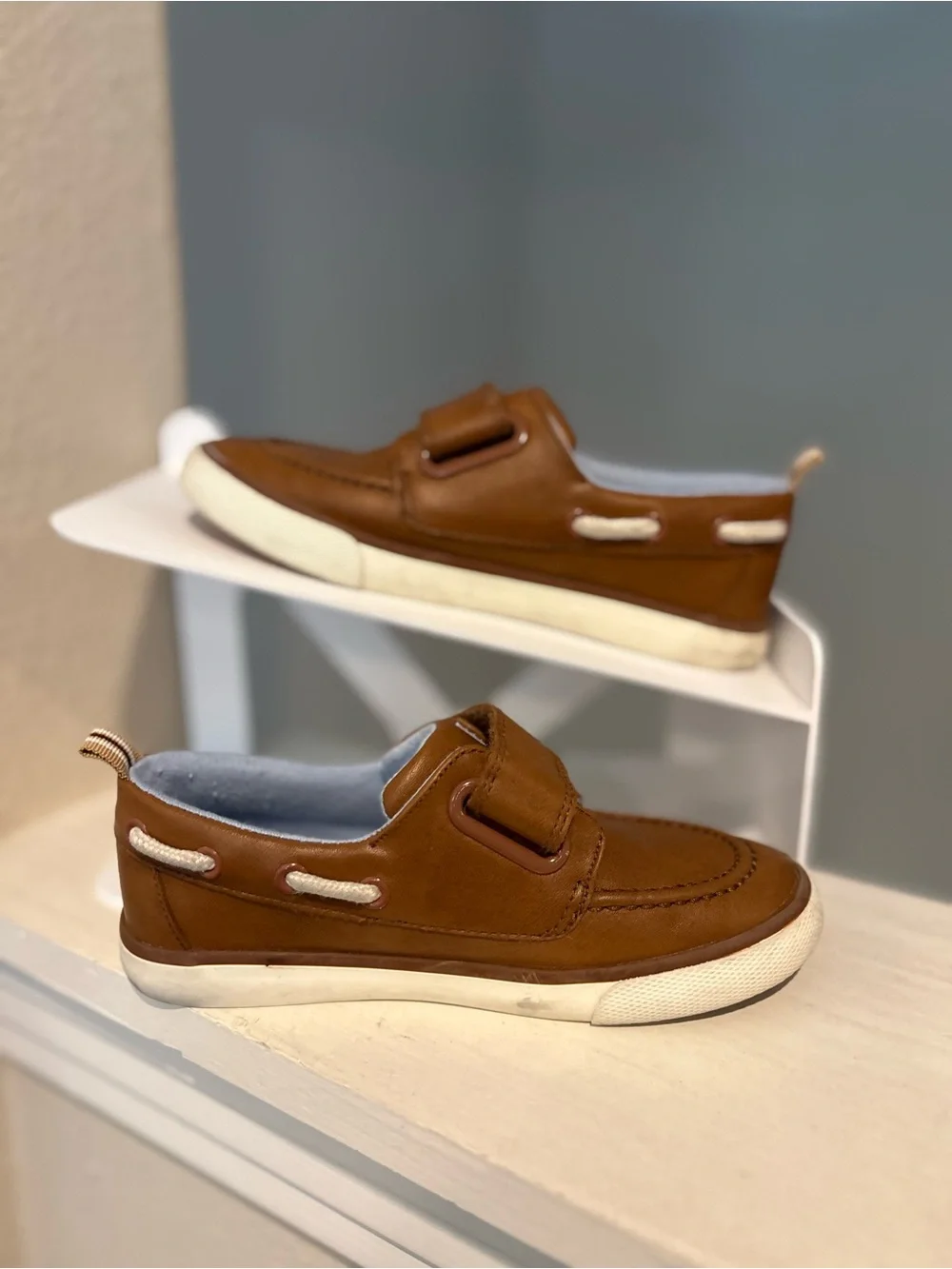 Cat And Jack Brown Levi Shoes Slip On Gently Used Little Boys Youth Shoes Sz 12